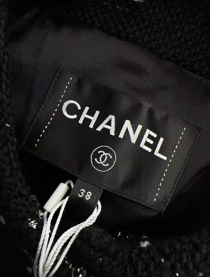 Chanel 21k black long coat
