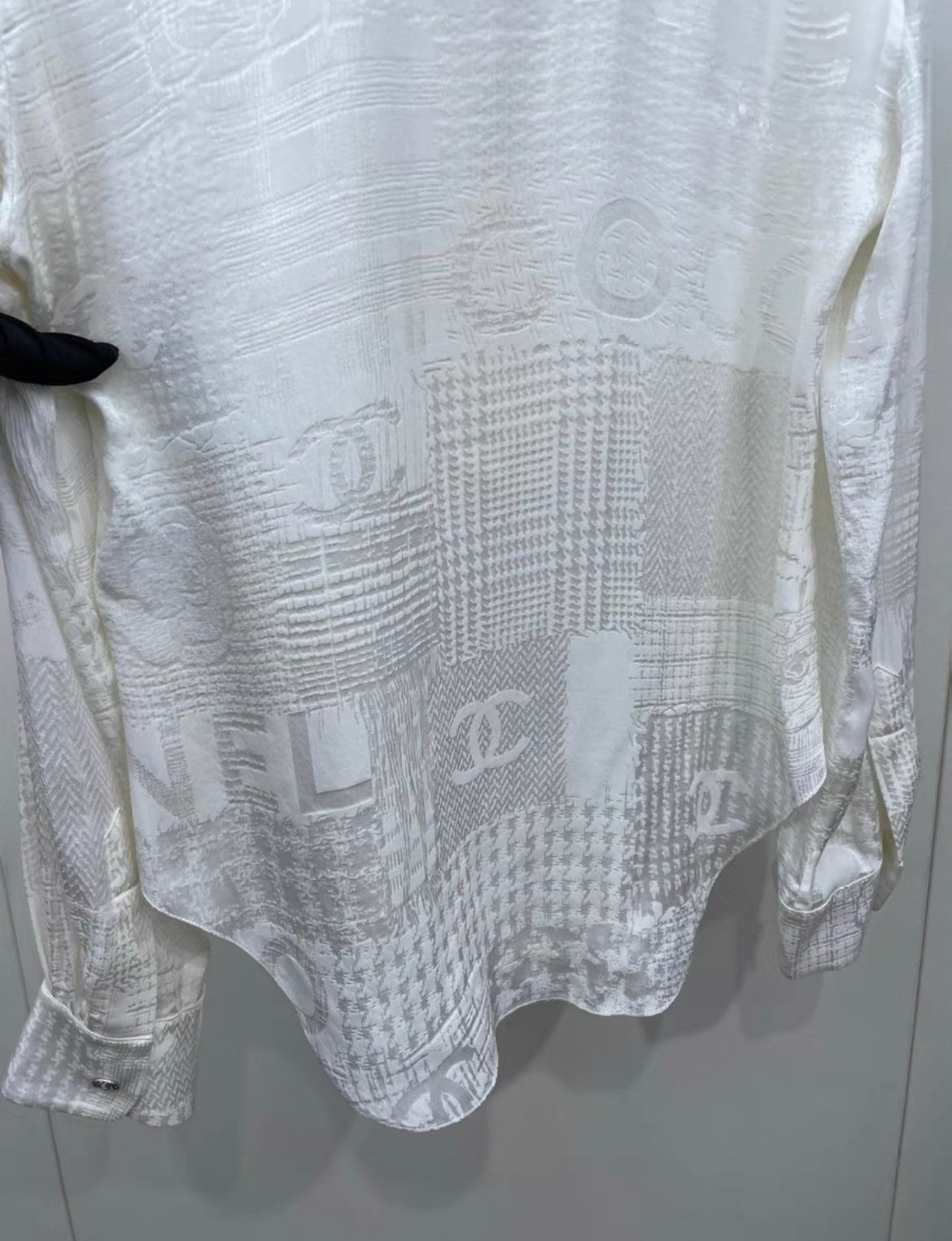 Chanel 22k white silk shirt size 38