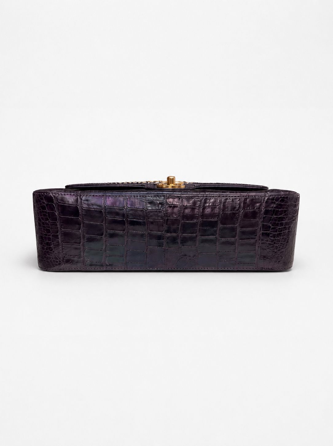 Rare**Chanel 2015 irisdent jumbo purple Crocodile flap bag