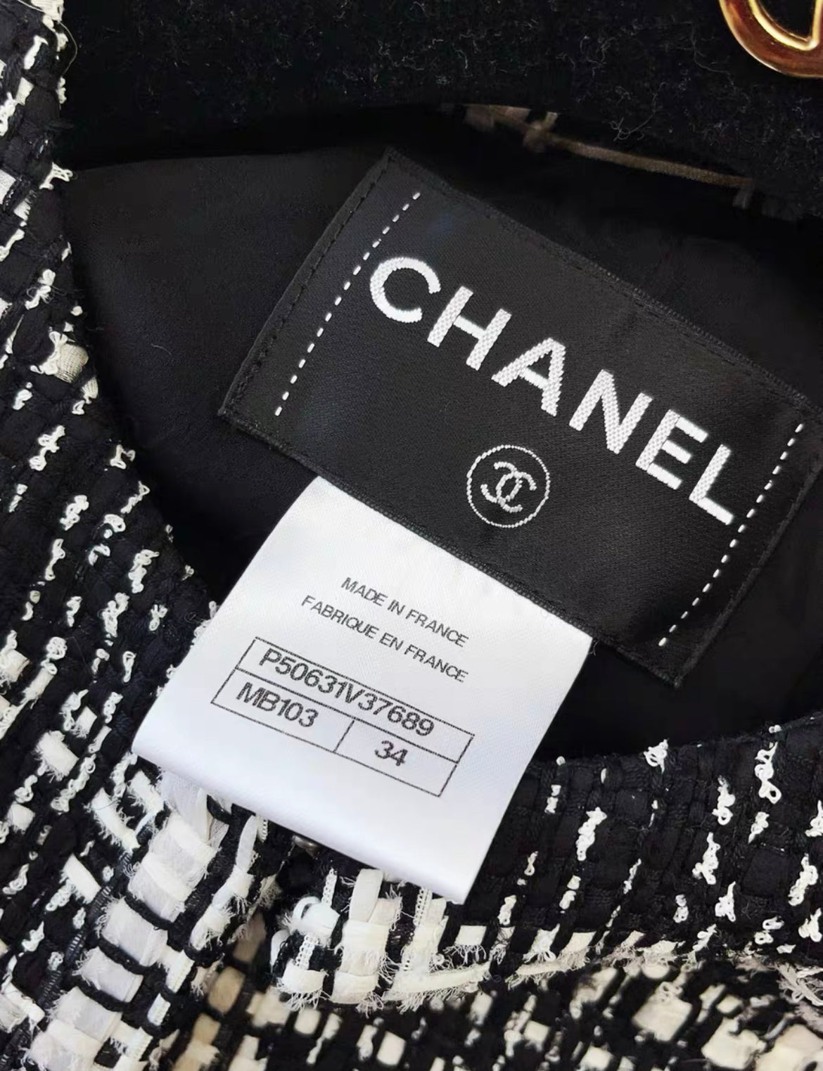 Chanel 15C Paris-Dubai Ribbon Tweed Jacket size 34 – Wararni.com
