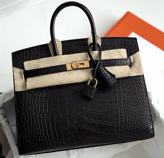 Hermes Birkin 25 Sellier Black Matte Alligator Gold hardware