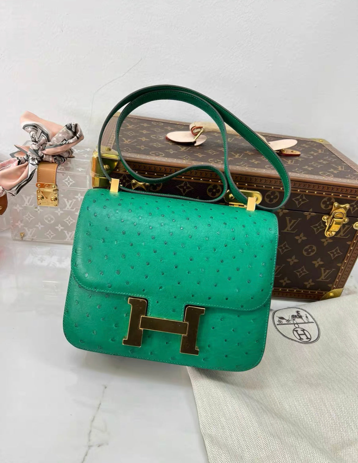 Hermès Constance 24 Vert Verone Ostrich Gold Hardware