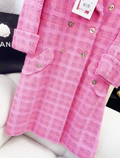 Chanel 24P pink tweed coat size 34