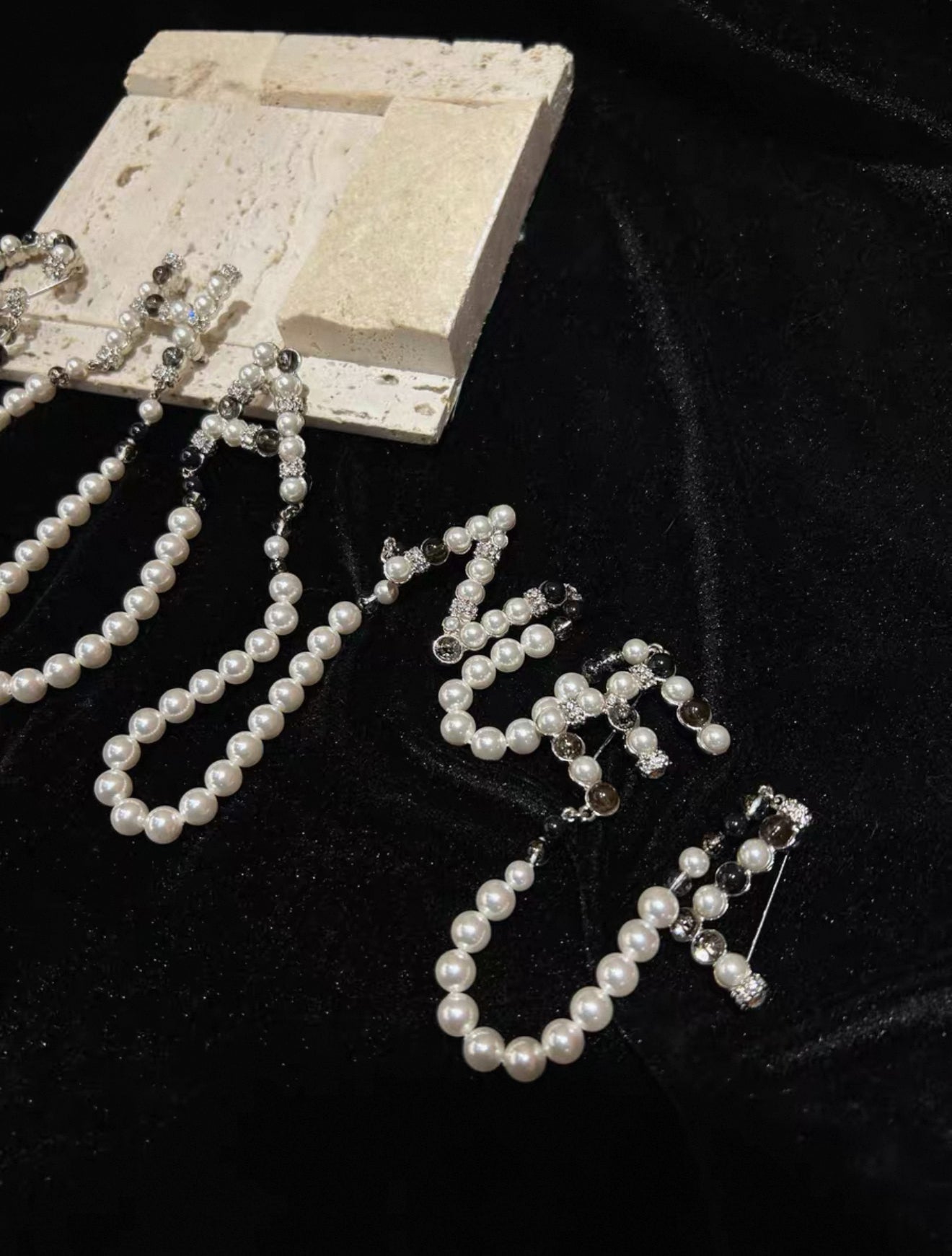 Rare Chanel 2019 Peals CC Letters Brooch