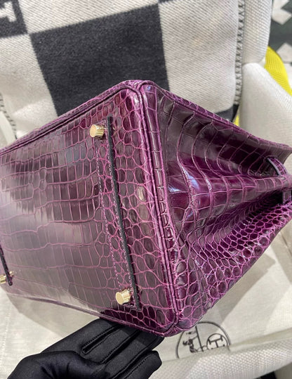 Hermès Birkin 35 N5 Cassis Violet shiny crocodile gold Hardware