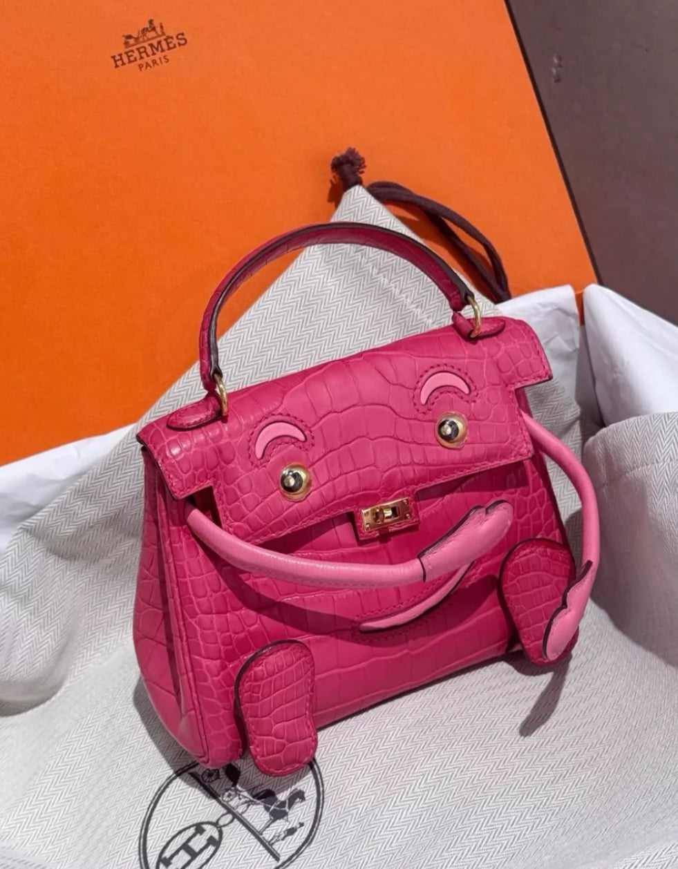 Hermès Kelly Doll Pink Matte Alligator Swift Gold Hardware