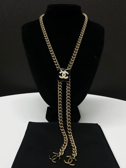 Chanel 22B black enamel double C necklace