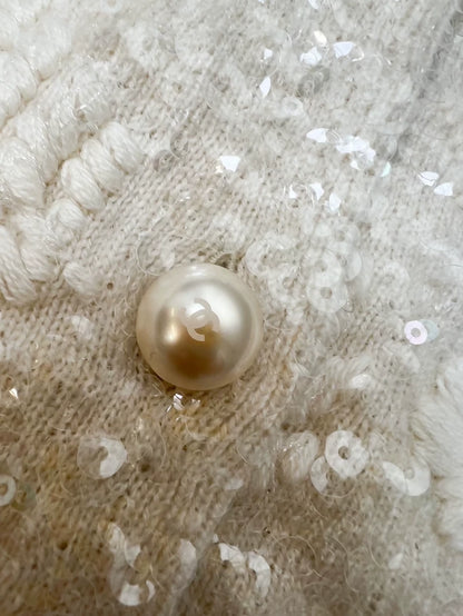 Chanel 21s white sequined cardigan