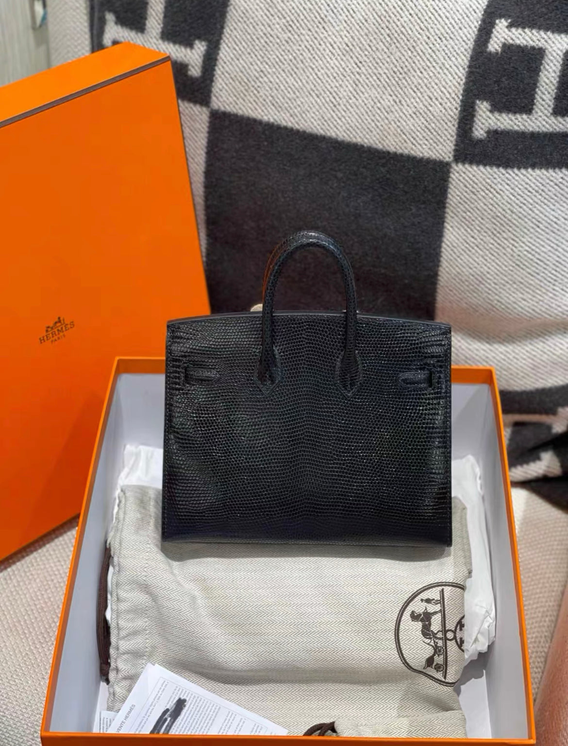 HERMÈS BIRKIN 20 SELLIER BLACK SHINY LIZARD GOLD HARDWARE