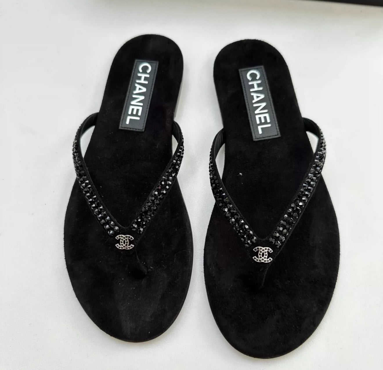 Chanel 2025 Interlocking CC Logo Flip Flops