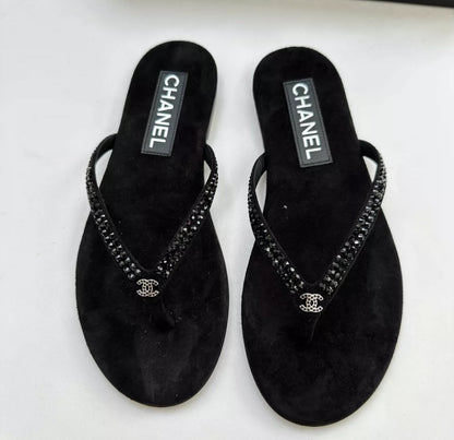 Chanel 2025 Interlocking CC Logo Flip Flops