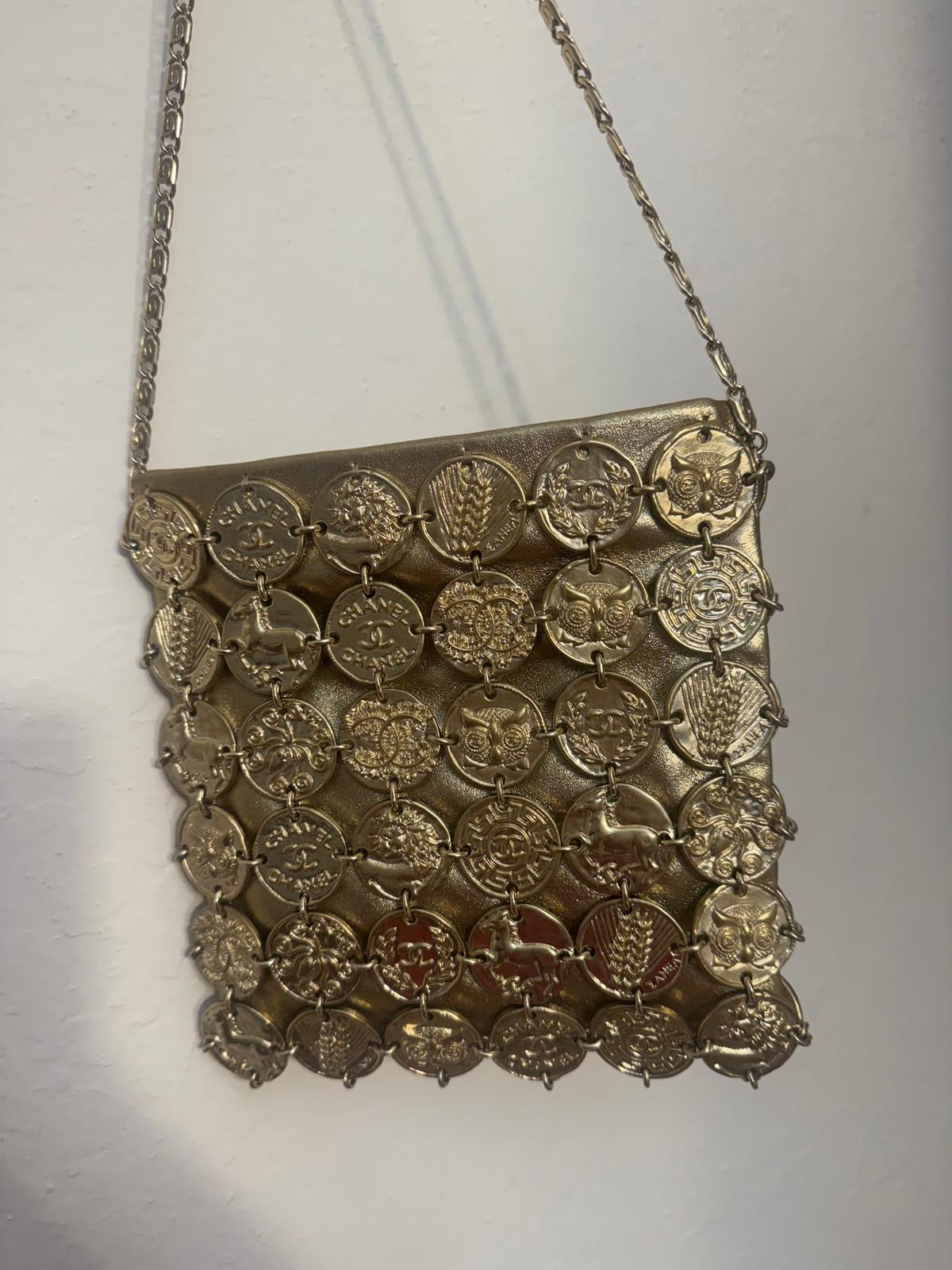 Chanel 18C Gold Medal Evening in Greece Bag Style