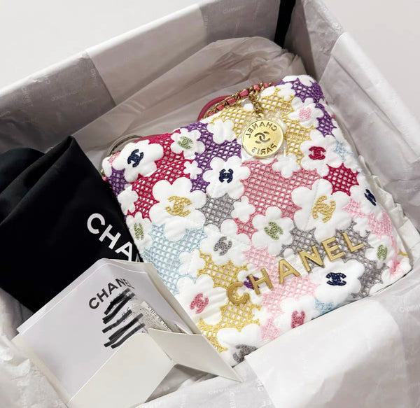 9B01AA65-189A-4400-B6DC-