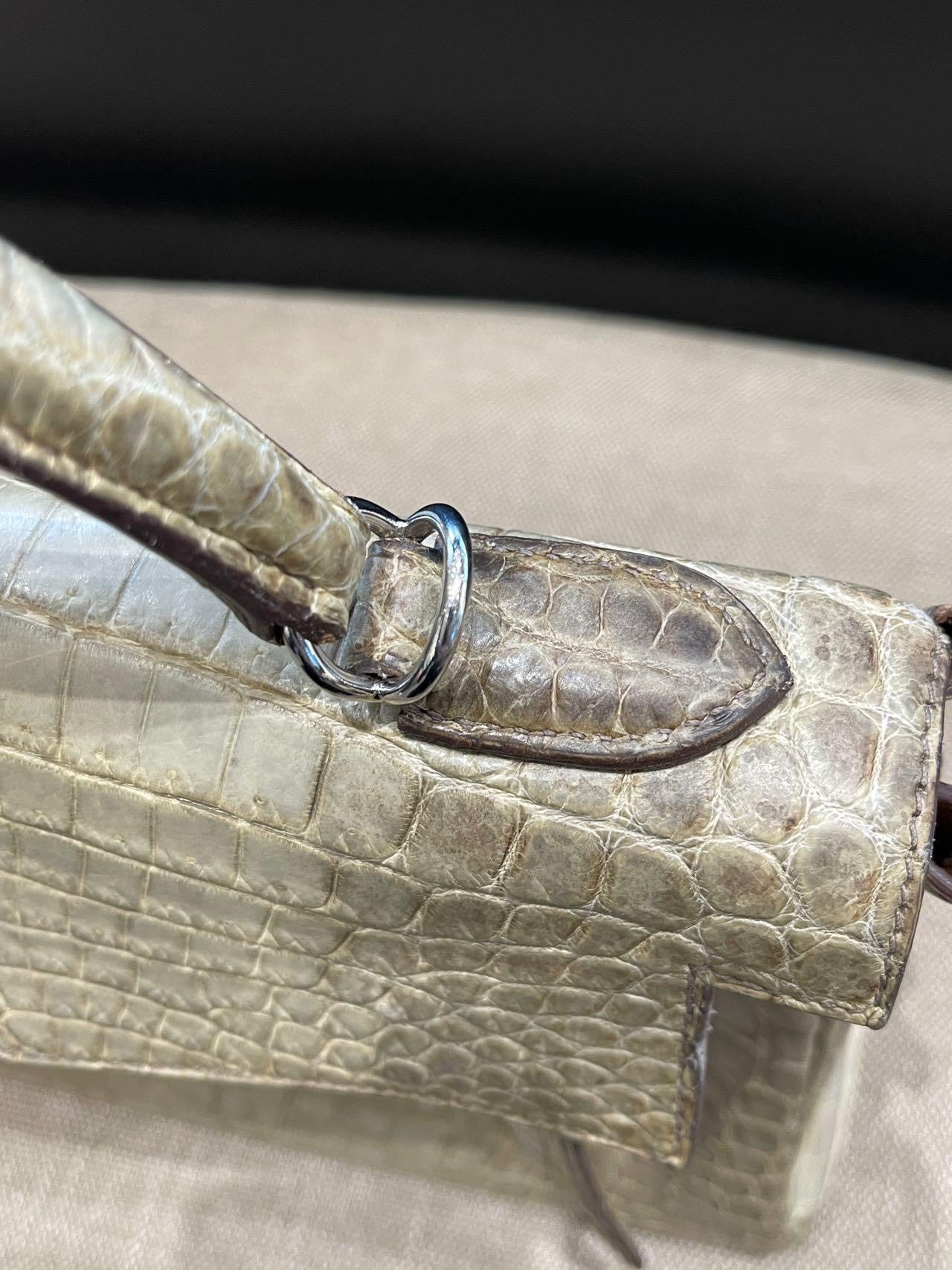 Hermès Kelly 32 Himalaya Gris Cendre Crocodile leather Palladium Hardware