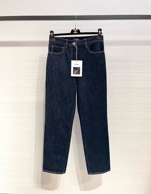 Chanel 25C straight leg jeans