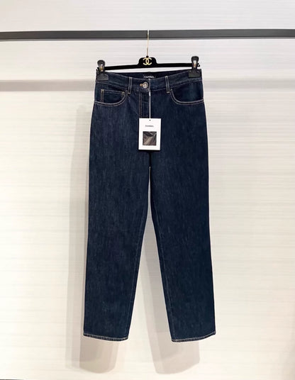 Chanel 25C straight leg jeans
