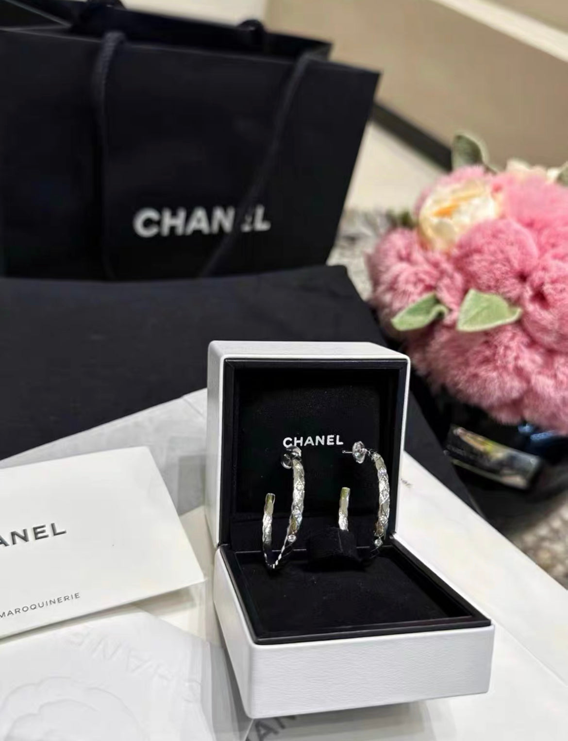 CHANEL JEWELRY 18k White Gold 0.20cttw Diamond Coco Crush 35mm Hoop Earrings