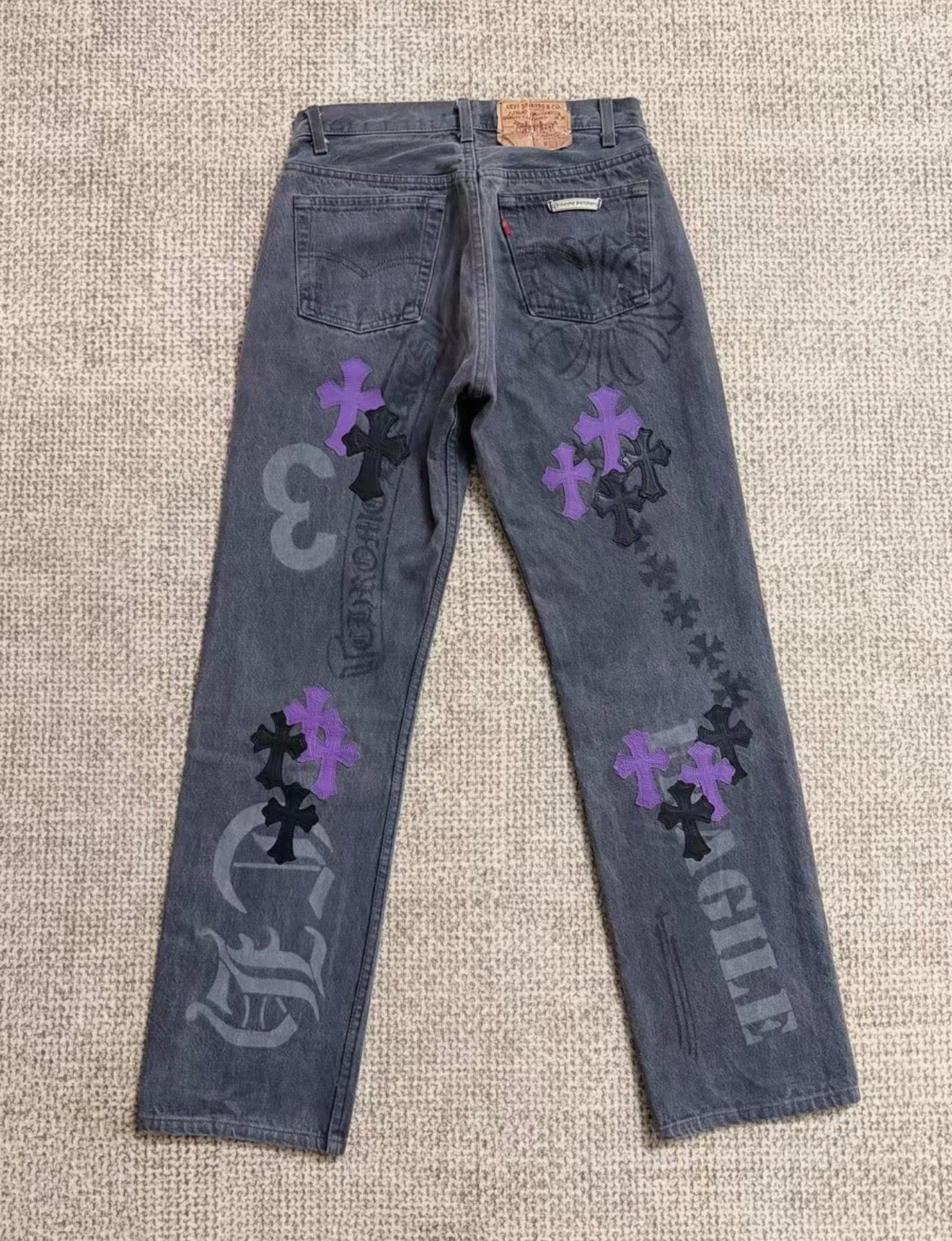 Chrome Hearts Black & Purple Spray-Painted Graffiti Cross Purple kings Jeans