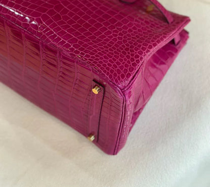 HERMÈS Birkin 30 Rose Scheherazade Shiny Porosus Crocodile Gold hardware