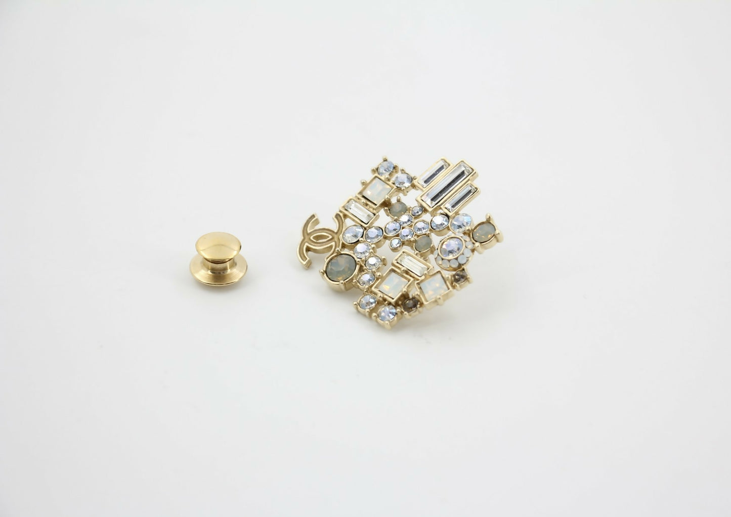 Chanel Vintage 10A Rhinestone Irregular Geometric Pattern Gold Brooch