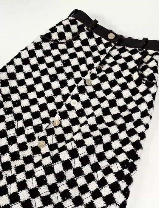 Chanel 21A black white Skirt