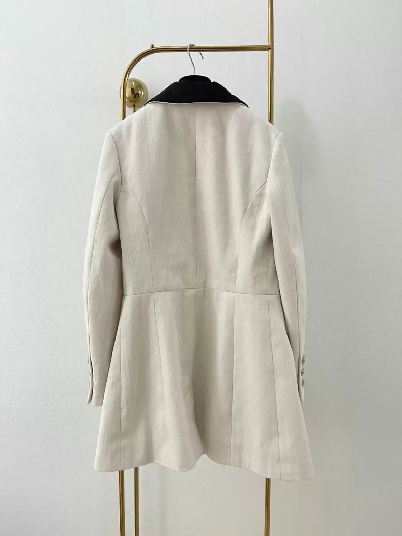 Chanel 21 Beige Bow-Tie Mid-Length Blazer