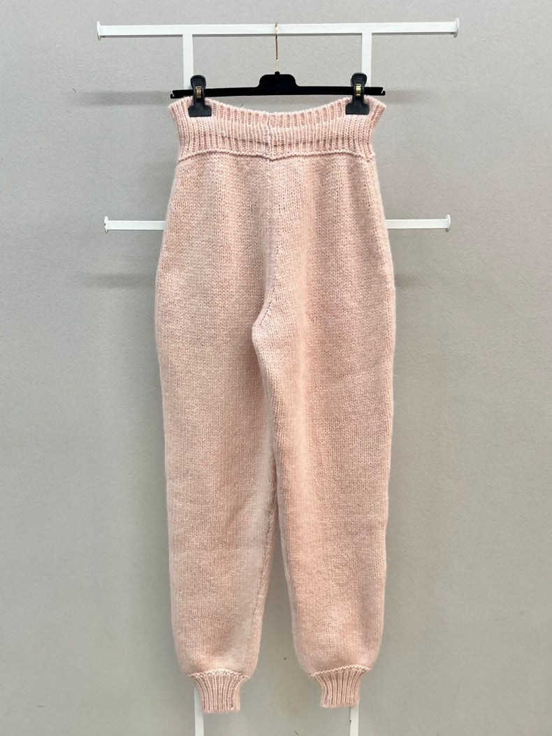 Chanel 21b pink knitted pants