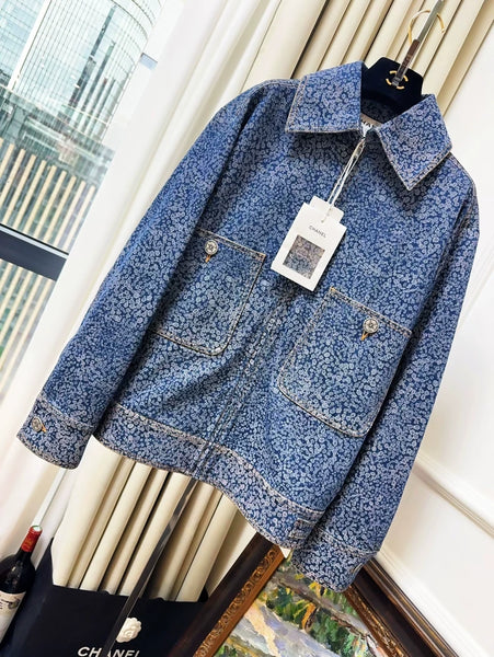 Chanel 21B retro blue denim jacket with camellia print – Wararni.com