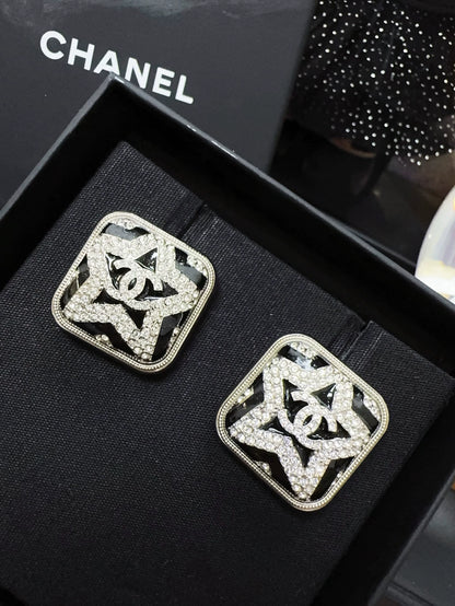 Chanel 23k star full diamond cube earrings