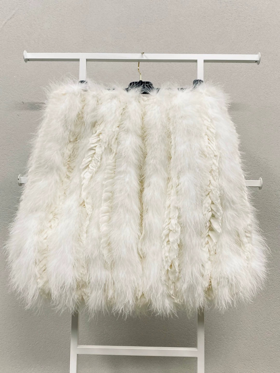 Chanel 19K shearling white skirt