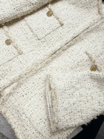 Chanel 19A ecru tweed jacket