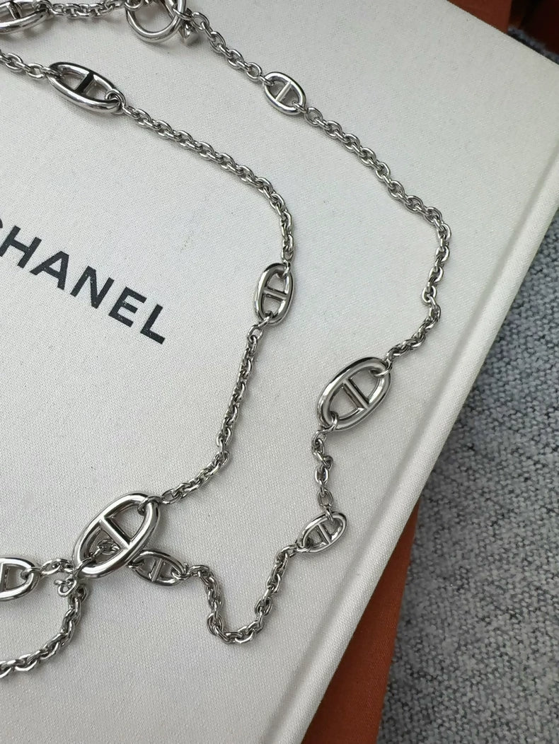 Hermès 120cm Farandole chain made from sterling Silver with the iconic Chaine d'ancre motifs