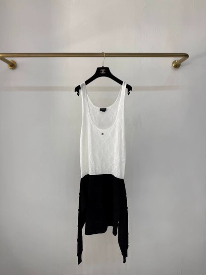 Chanel 24s black and white quilted dress
