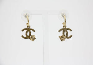 Chanel Vintage 07P Metal Gold Camellia Pendant Hoop Stud Earrings