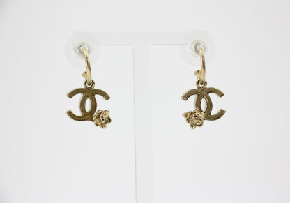 Chanel Vintage 07P Metal Gold Camellia Pendant Hoop Stud Earrings