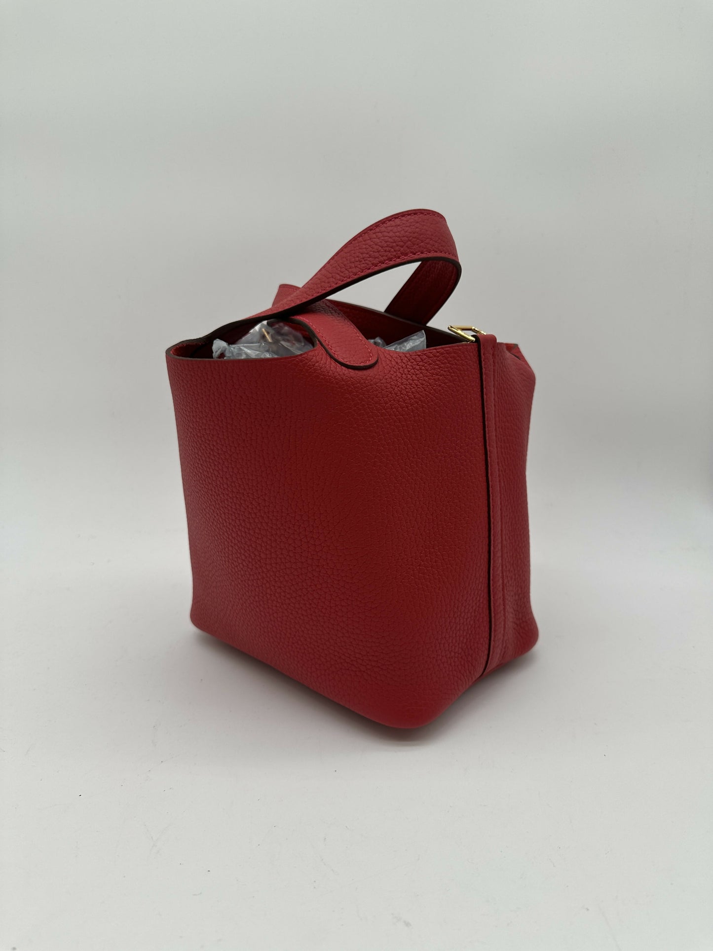 Hermès Picotin 18 Rouge Casaque GHW W 2025