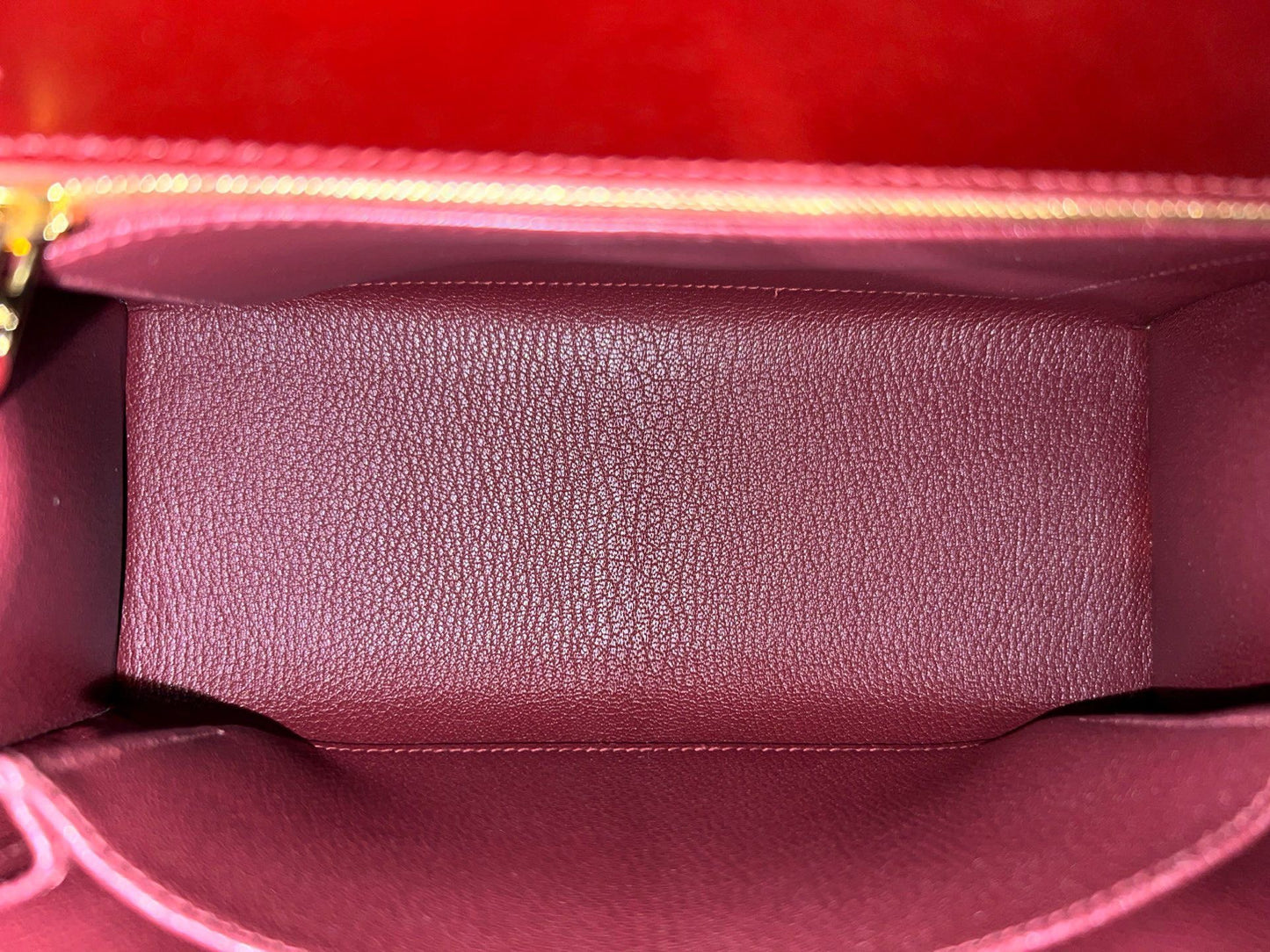 Hermes Kelly 25 red box leather Gold hardware