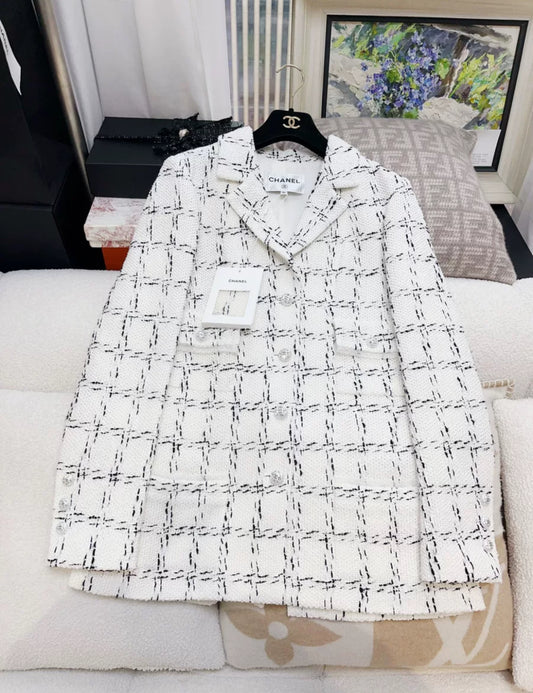 Chanel 23S White & Black jacket