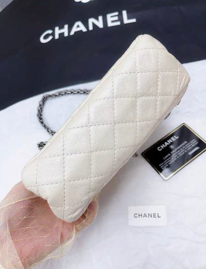 Chanel Pearl White Quilted Leather Limited Edition Lucky Charm Reissue 2.55 Classic Flap Bag