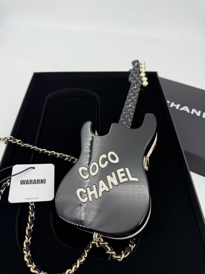 CHANEL 24A METIERS d'ART COLLECTIBLE GUITAR MINAUDIERE CLUTCH BAG