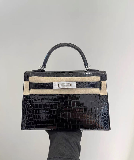 Hermès Mini Kelly 20 Black Shiny Porosus Crocodile Diamond Hardware