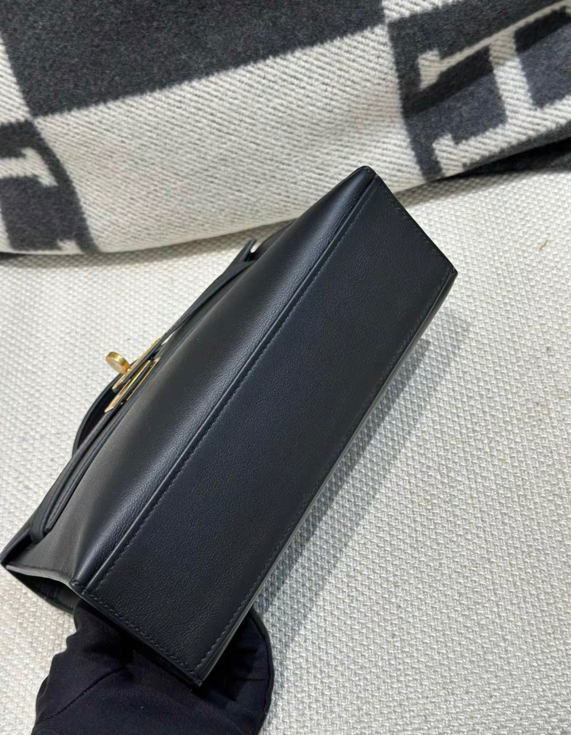 Hermès Kelly Pochette Black Swift Gold Hardware