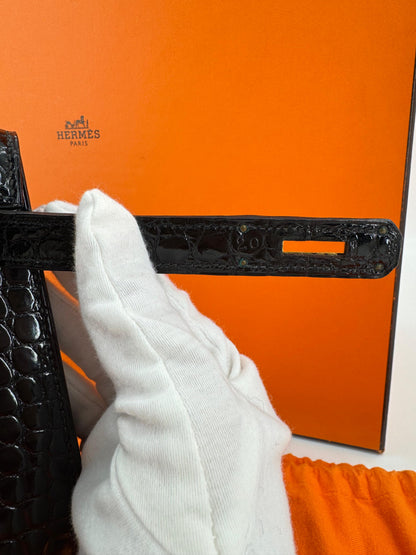 Hermes kelly 28 black shiny crocodile leather Gold hardware