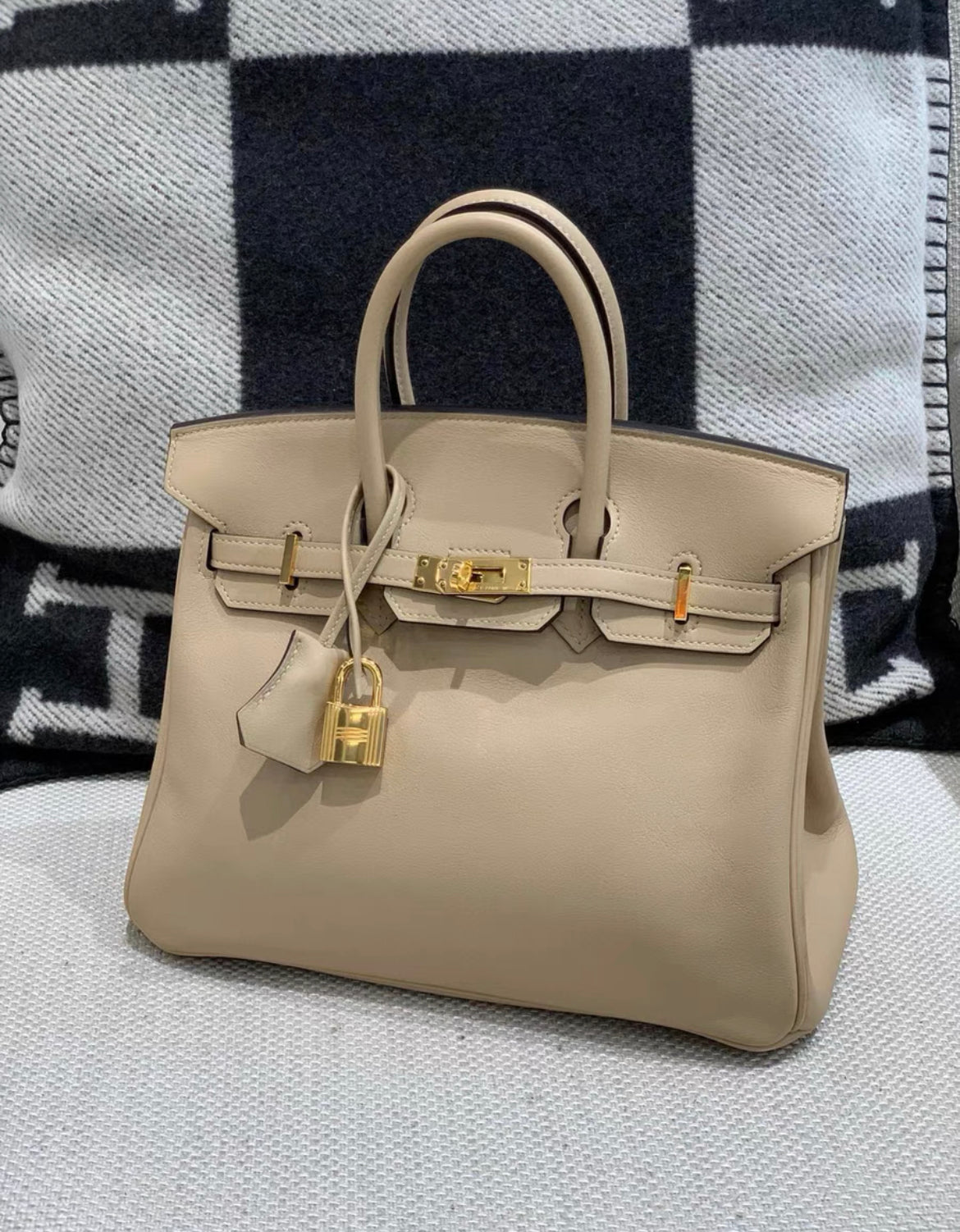 Hermès Birkin 25 Trench Swift Leather Gold Hardware