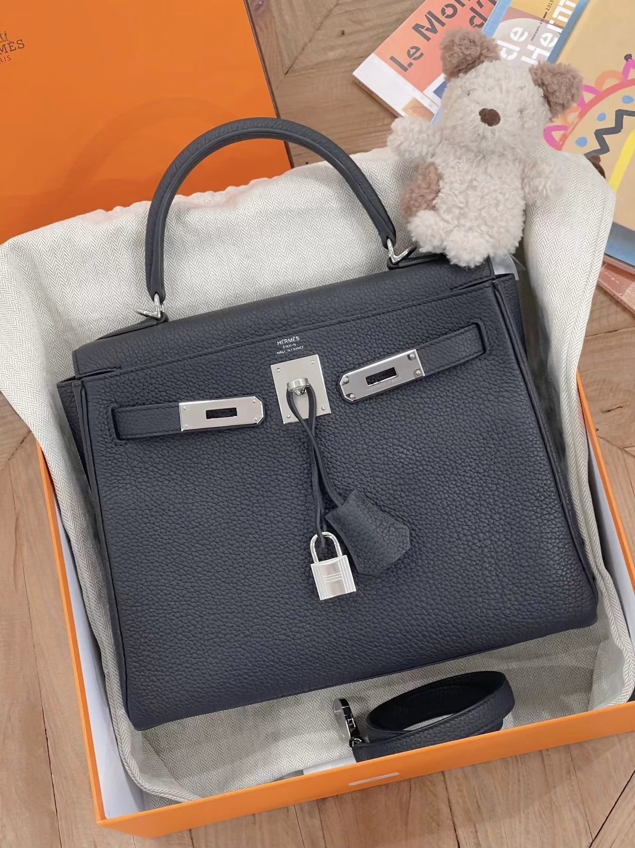 Hermès Kelly 28 Black Togo Leather with palladium hardware