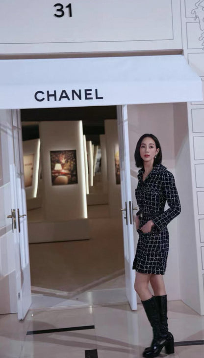 Chanel 23K coat with fine sequins in black and white