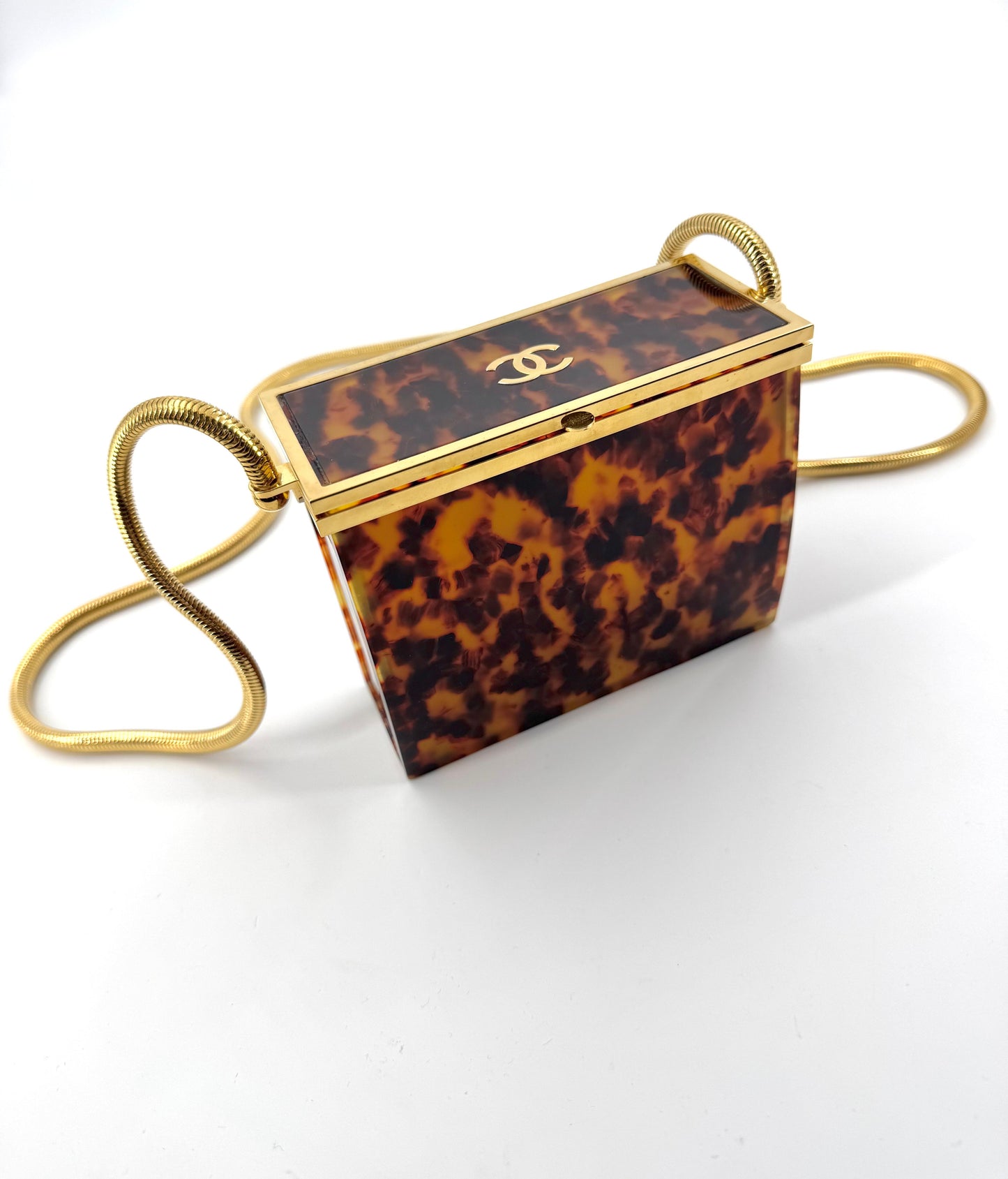 CHANEL 1997 Tortoiseshell shoulder bag with gold hardware