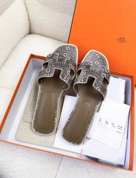 HERMES Lizard Oran Sandals 37.5 Ombre – Wararni.com