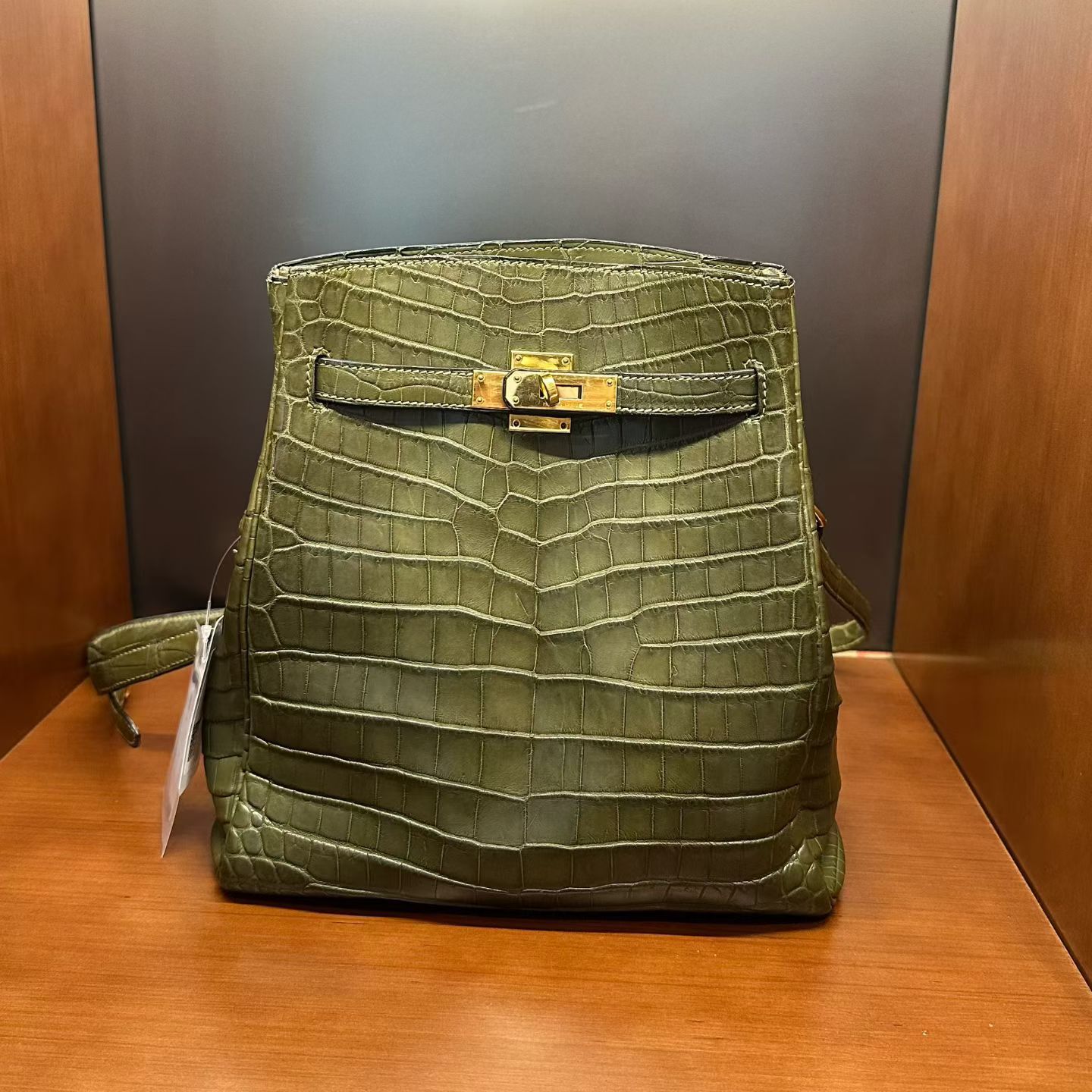 Hermès Kelly sport matte Green Crocodile gold hardware