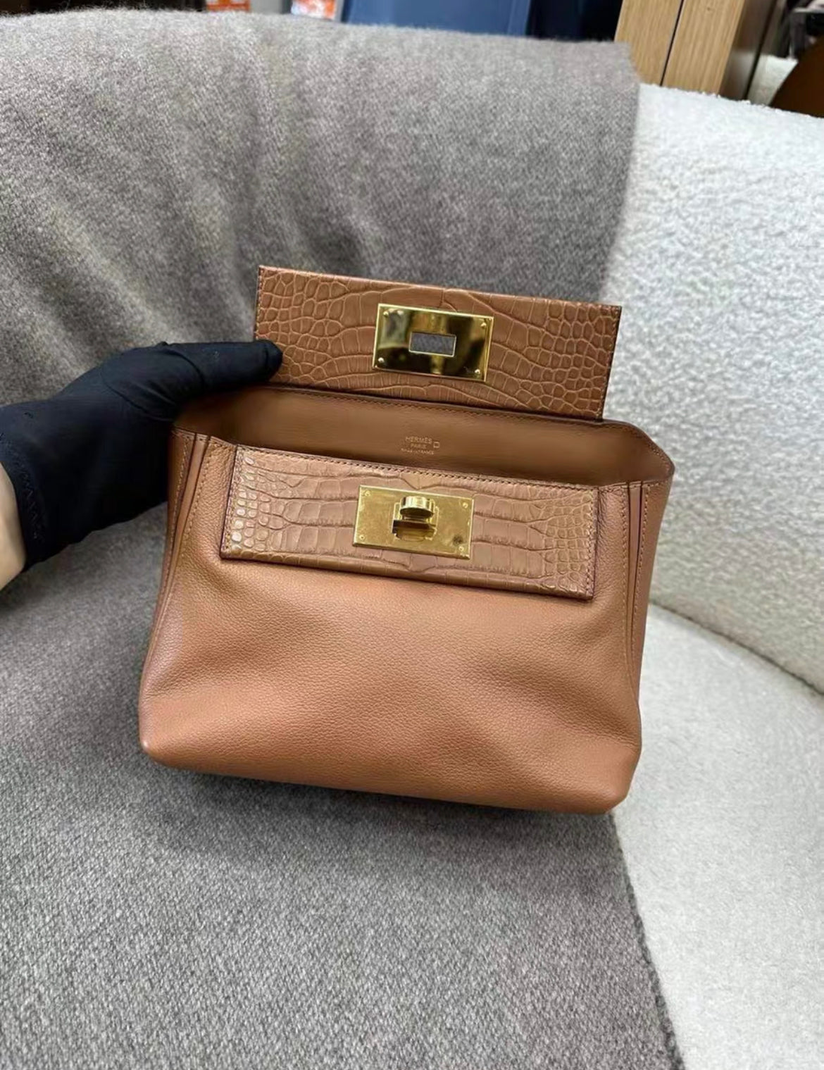 Hermès 24/24 Gold Veau Togo Touch Alligator Gold Hardware